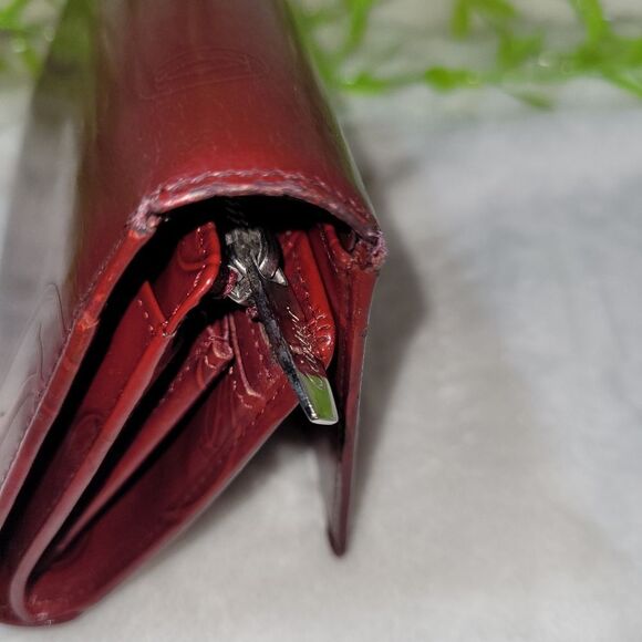 Authentic Cartier Burgundy Patent Leather Happy Birthday Continental Wallet - Picture 7 of 16